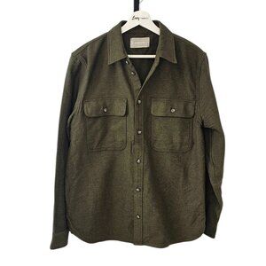 Everlane Mens The Heavyweight Overshirt,Thick Flannel, Pockets, Cotton, Green, M